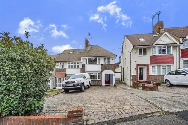 Dove House Gardens, Chingford, E4, photo 1