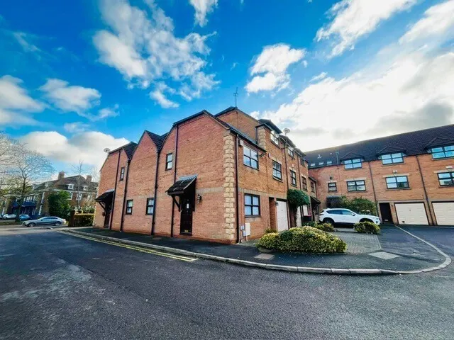 Ferndale Court, Coleshill, B46, photo 1