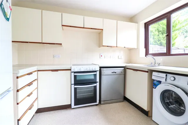 Ryeland Close, Fleet, GU51, photo 3