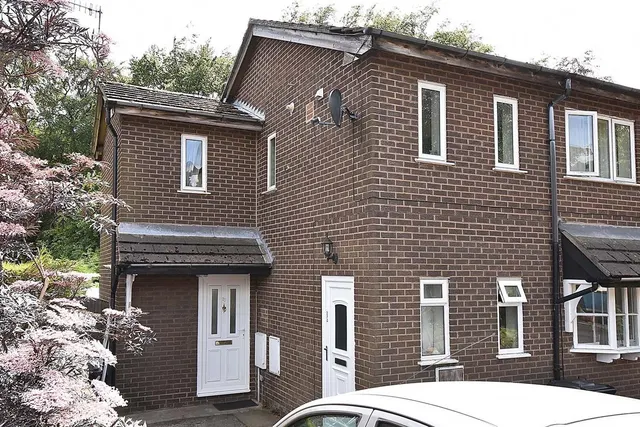 Vine Street, Bollington, Bollington, photo 1