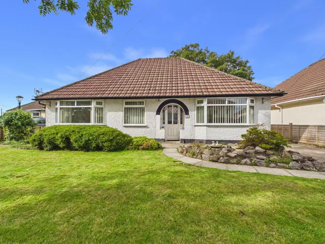 Pantbach Road, Rhiwbina, CF14, photo 1