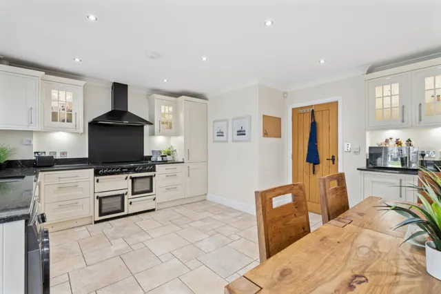 Downley Road, Naphill, HP14, photo 3