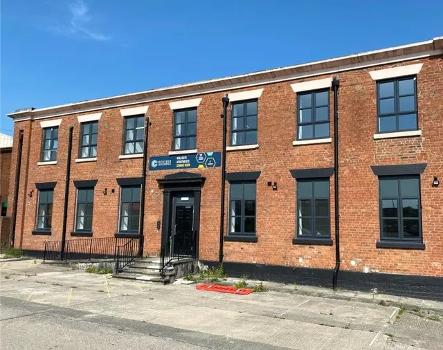Miry Lane, Wigan, WN3, photo 1
