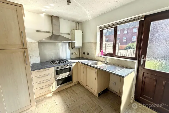 Kenilworth Drive, Weavers Green, CV11, photo 2