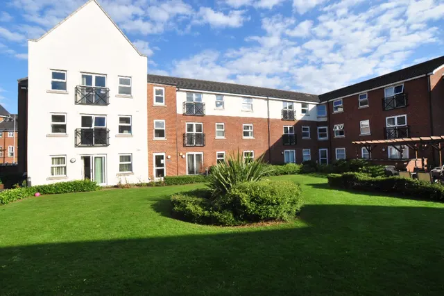Walsworth Rd, Hitchin, SG4, photo 1