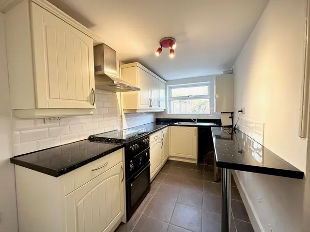 Upper Bridge Road, Chelmsford, CM2, photo 2