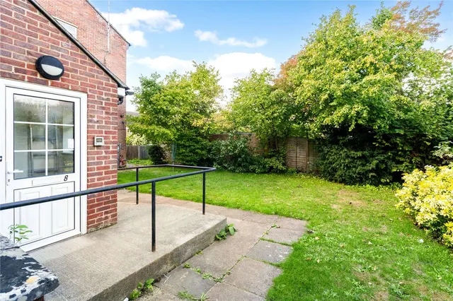 Walton Manor Court, Oxford, OX2, photo 1