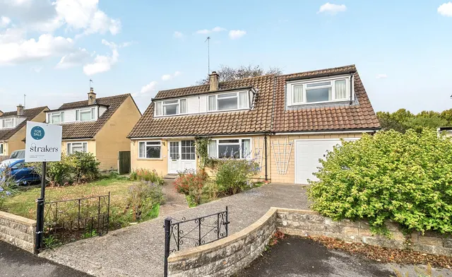 Cleveland Gardens, Trowbridge, BA14, photo 1
