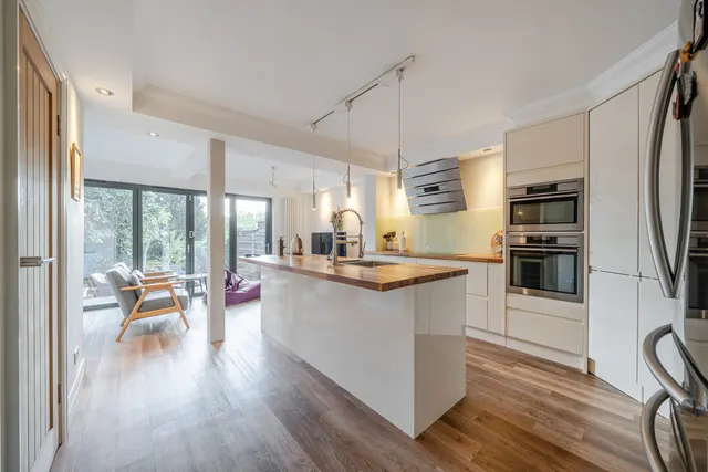 Courtfield Rise, West Wickham, BR4, photo 1