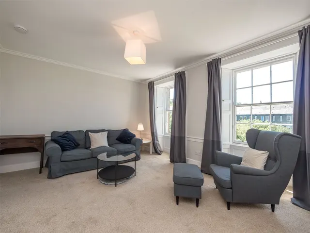 Glanville Place, Edinburgh, EH3, photo 2