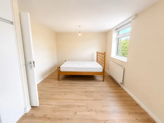 Photo 3 — Duffield Close, Harrow, HA1 2LG