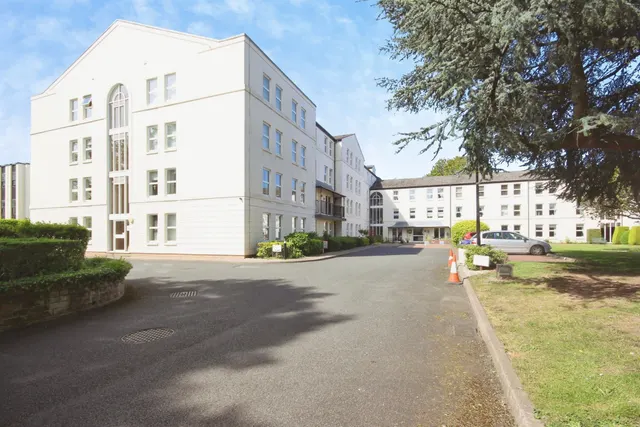 Binswood Avenue, Leamington Spa, CV32, photo 1