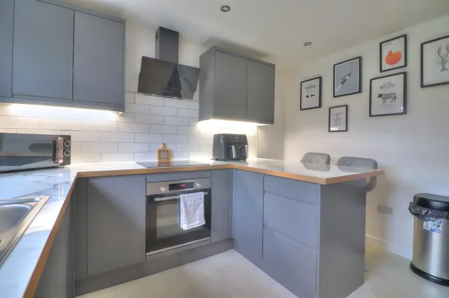 Blades Court, Glasgow, G69, photo 3