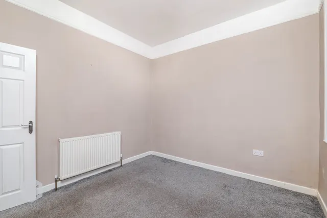 Hollins Lane, Bury, BL9, photo 2