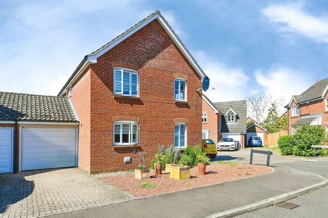Holkham Close, Downham Market, photo 1