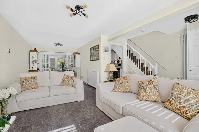 Ringway Road, St. Albans, AL2, photo 2