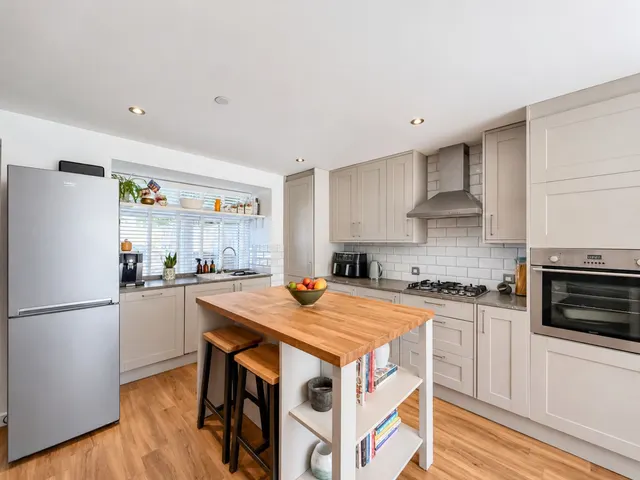 Hallyburton Road, Hove, BN3, photo 2