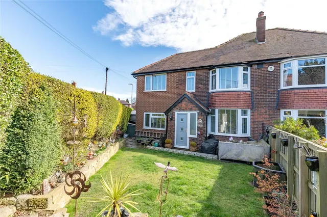 Woodhouse Lane, East Ardsley, WF3, photo 1
