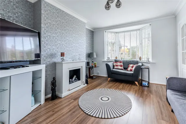 Woodhouse Lane, East Ardsley, WF3, photo 2