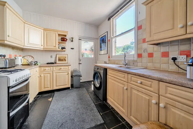 Monivea Road, Beckenham, BR3, photo 2