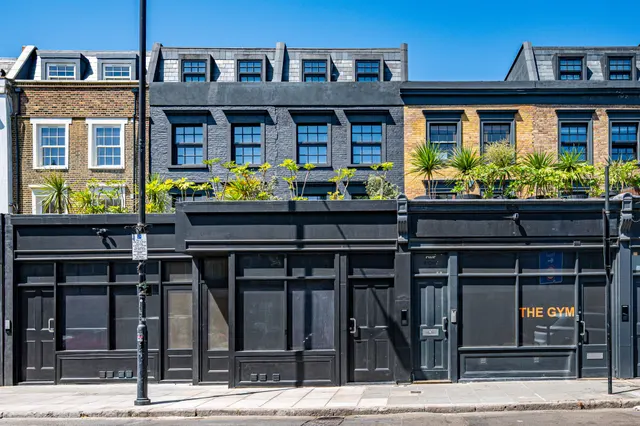 Photo 2 — Flat 10, 187 Caledonian Road, London