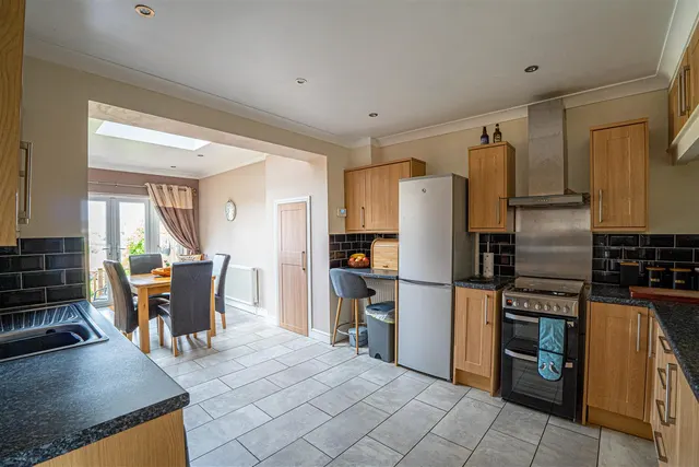 Bexleigh Avenue, St Leonards-on-sea, photo 3