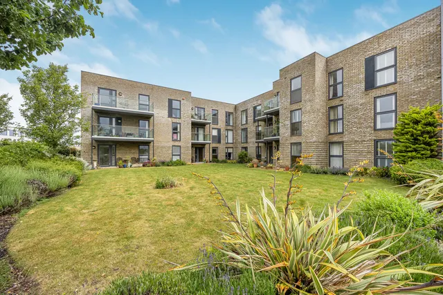 Greenwood Way, Didcot, photo 2