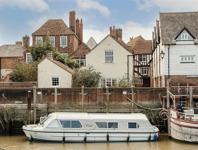 Pillory Gate, Strand Street, Sandwich, Kent, CT13 9DS, photo 1