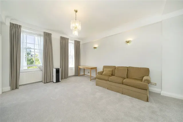 Photo 3 — South Lodge, Circus Road, St John's Wood, London, NW8
