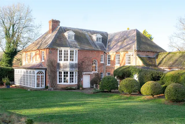 Little Bedwyn, Marlborough, SN8, photo 1