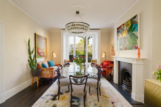 Photo 3 — Chalcot Square, Primrose Hill, London, NW1 8YB