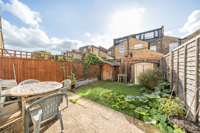 Dunston Road, Battersea, SW11, photo 1
