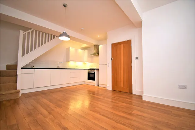 Maldon Road, Witham, CM8, photo 2