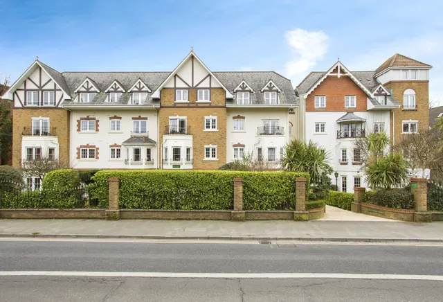 Lansdowne Road, Bournemouth, BH1, photo 1