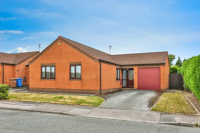 Derbyshire Avenue, West Hallam, DE7, photo 1