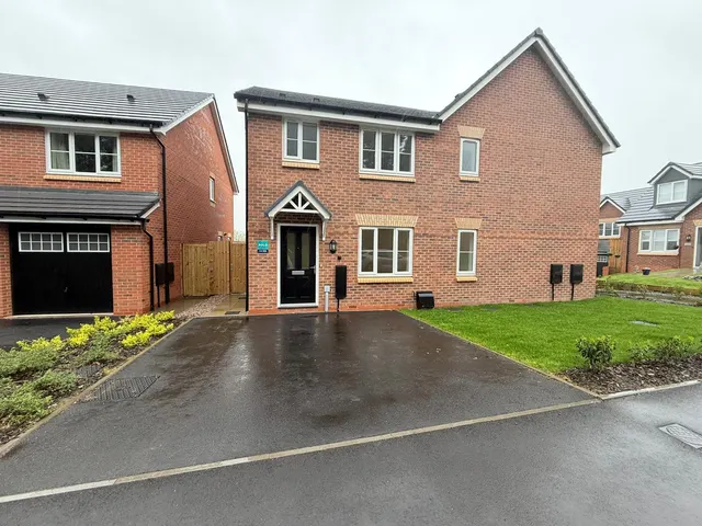 Florin Gardens, TF9, photo 1