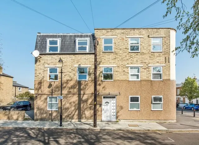 Waghorn Street, Nunhead, SE15, photo 1