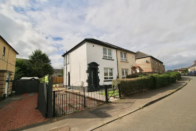 Pinkerton Avenue, Rutherglen, G73 1HS, photo 1