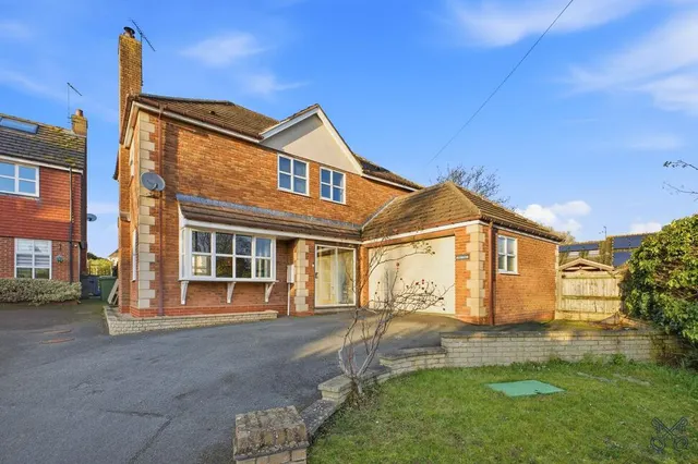 Main Street, Sedgeberrow, Worcestershire, WR11, photo 1