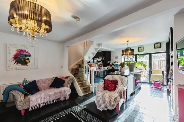 South Clifton Street, Lytham St. Annes, FY8, photo 3