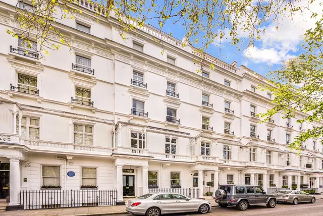 Cadogan Place, London, SW1X
