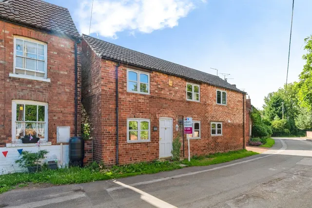 High Street, Girton, Newark, photo 1