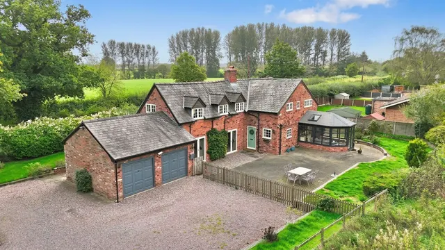 April Cottage, Combermere, SY13, photo 1