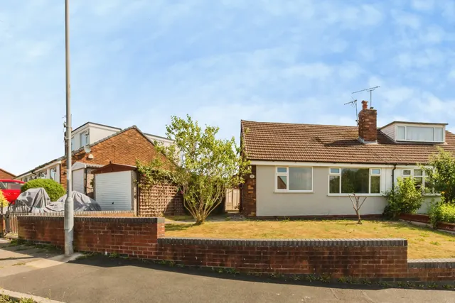 Lea Avenue, Crewe, CW1, photo 1