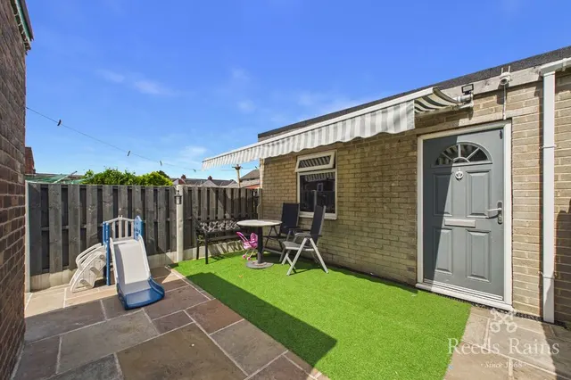 Photo 2 — Victoria Street, Dinnington, South Yorkshire, S25