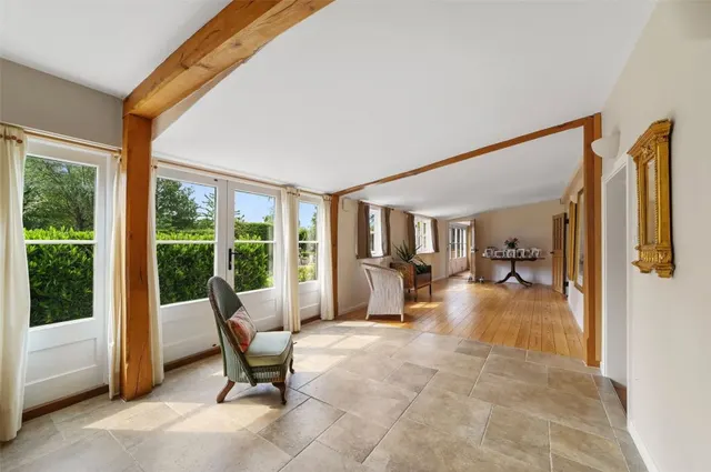 with 4 bedrooms in Radwinter, Nr Saffron Walden, CB10, photo 2