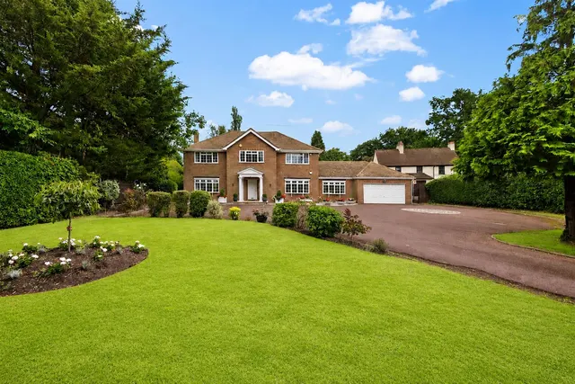 Vine Grove, Hillingdon, photo 2
