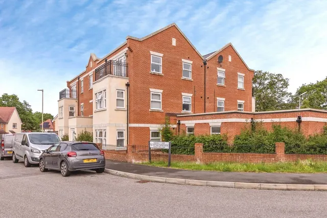 Merritt Way, Waterlooville, PO8, photo 3