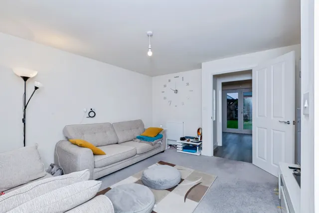 Inver Road, Leicester, LE19, photo 2