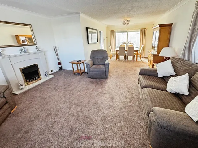 Park Lane Close, Dunsville, DN7, photo 3
